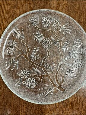 Clear Glass Pinecone Pattern Pressed Round Plate 8in Nature Theme